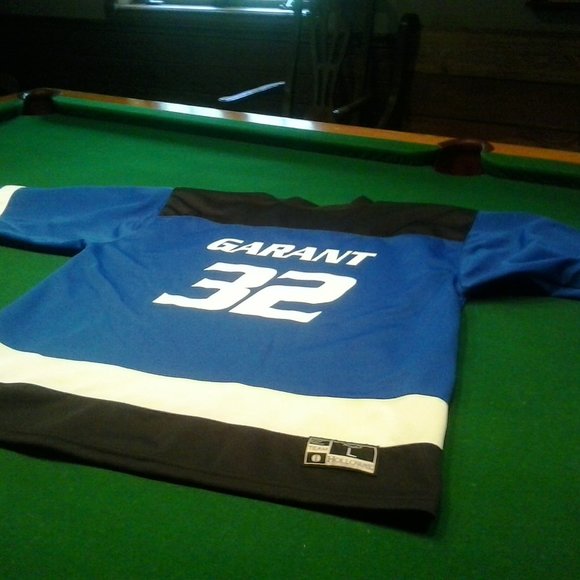 Ryerson hockey jerseys - Picture 4 of 5